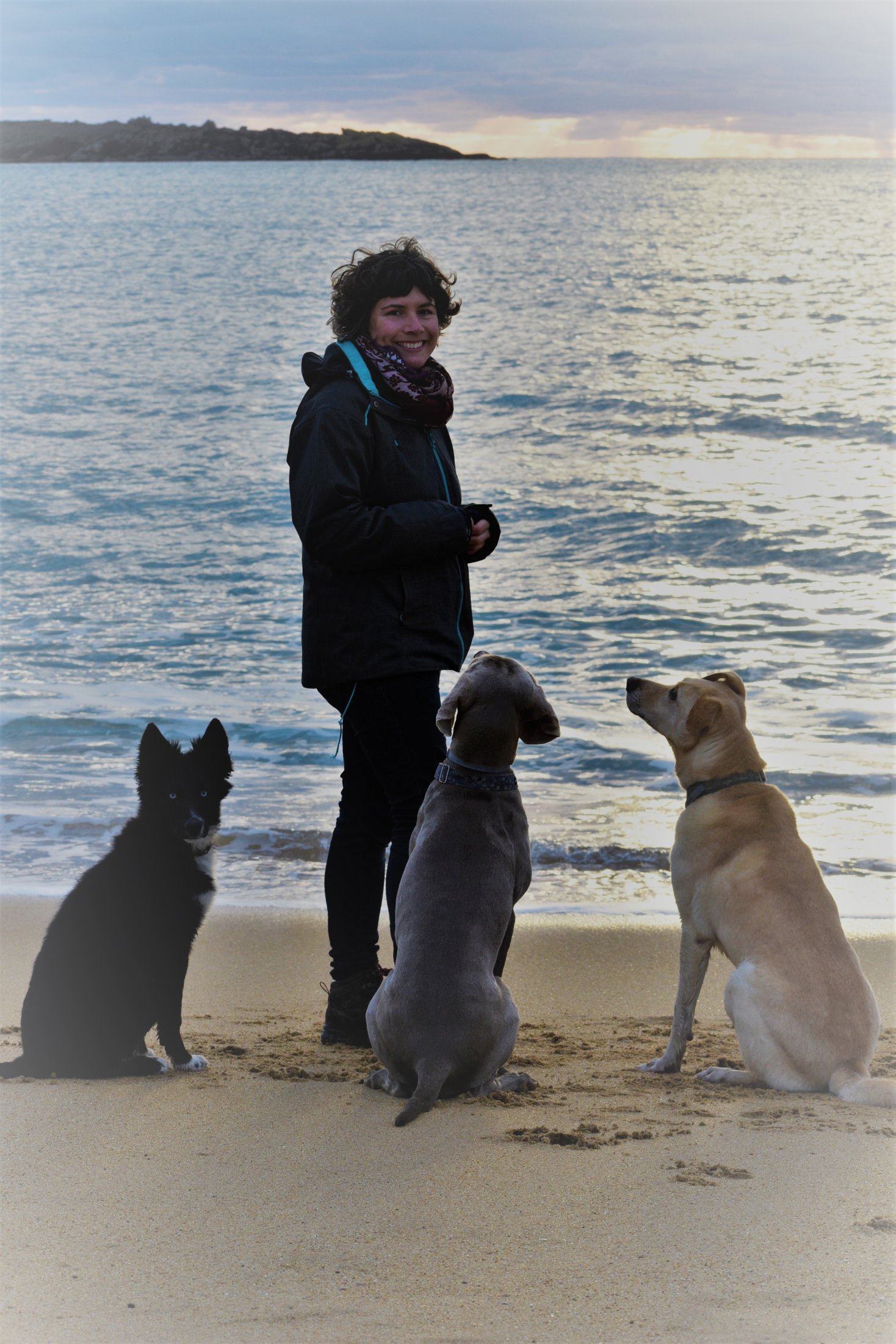 Margot, comportementaliste canin  et ses chiens.